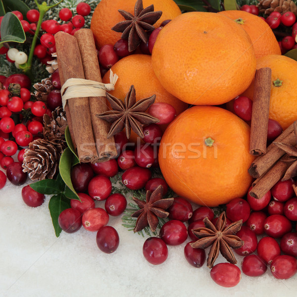 Karácsony fűszer gyümölcs vörösáfonya mandarin narancs Stock fotó © marilyna