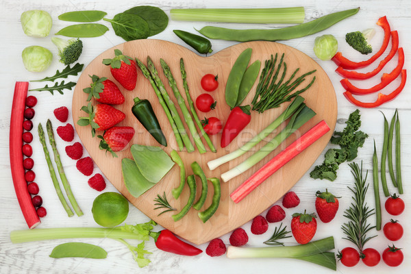 Cuore sano alimentare salute rosso verde vegetali Foto d'archivio © marilyna