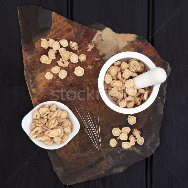 Acupuncture traitement aiguilles root chinois phytothérapie [[stock_photo]] © marilyna
