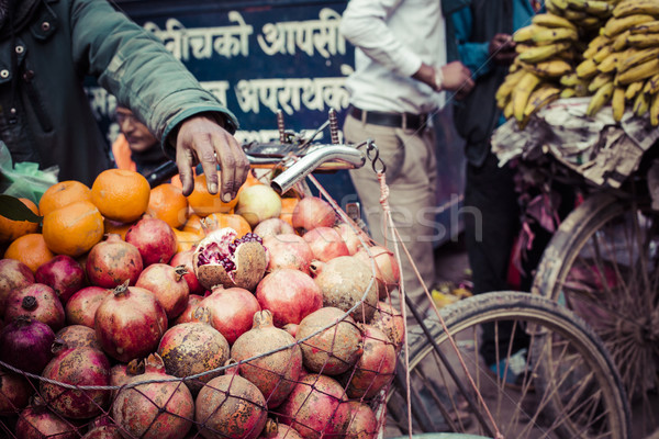 Sprzedać owoce Nepal żywności człowiek miasta Zdjęcia stock © Mariusz_Prusaczyk