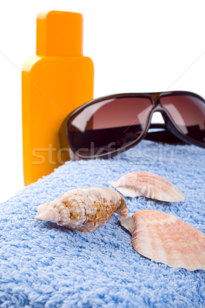 Toalha conchas óculos de sol loção branco Foto stock © marylooo