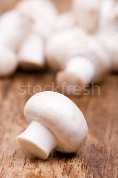 Taze champignon ahşap sağlık restoran beyaz Stok fotoğraf © marylooo