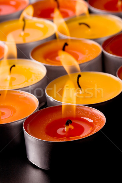 Vlammende kaarsen macro afbeelding donkere brand Stockfoto © marylooo