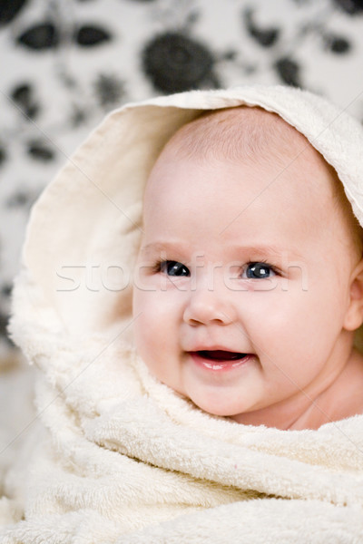 Baby handdoek portret weinig witte bad Stockfoto © marylooo