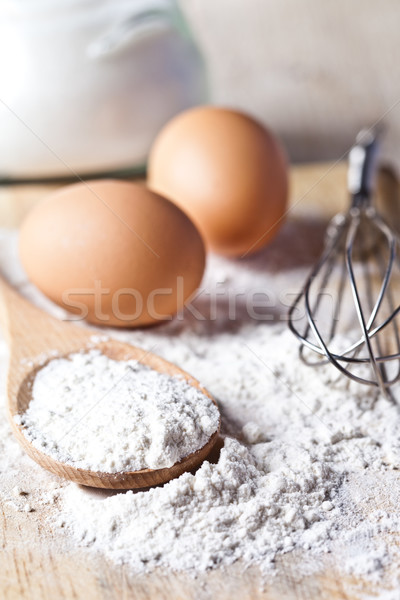 Mehl Eier Küchengerät Holzbrett Hintergrund Kochen Stock foto © marylooo