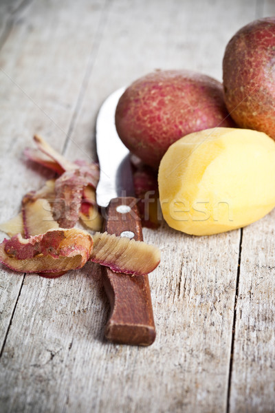 Saine organique pelé pommes de terre bois alimentaire Photo stock © marylooo