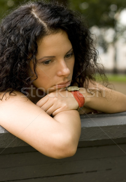 Ongelukkig mooie vrouw outdoor portret vrouw hand Stockfoto © marylooo