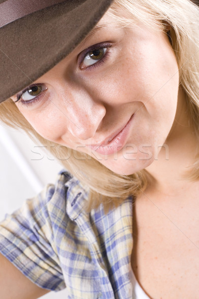 Joli ouest femme Cowboy shirt chapeau Photo stock © marylooo