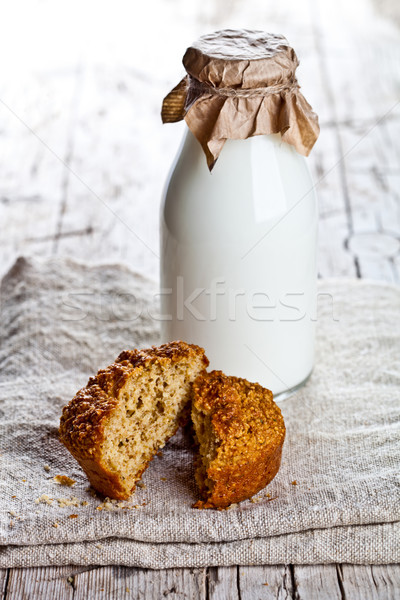 Flasche Milch frischen gebacken Brot Holz Stock foto © marylooo