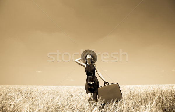 Сток-фото: девушки · чемодан · лет · фото · старые