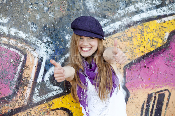 стиль подростка девушка граффити стены девушки город Сток-фото © Massonforstock