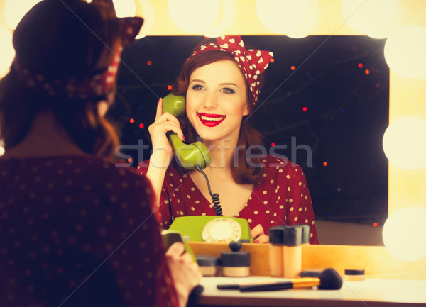 Foto stock: Mulher · discar · telefone · cosméticos · retrato