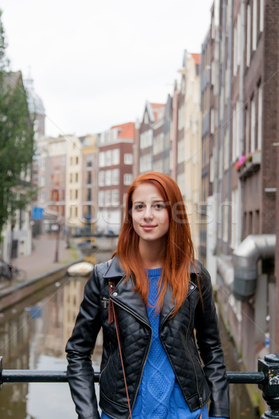 Stock fotó: Gyönyörű · fiatal · nő · felfedez · város · Amszterdam · terv