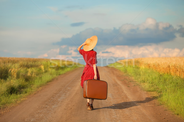 赤毛 少女 スーツケース 屋外 女性 ファッション ストックフォト © Massonforstock