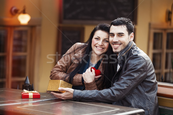 Genç hediye genç kız kafe sevmek adam Stok fotoğraf © Massonforstock