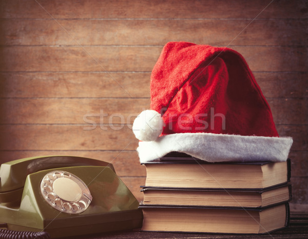 Seis livros verde discar telefone Foto stock © Massonforstock