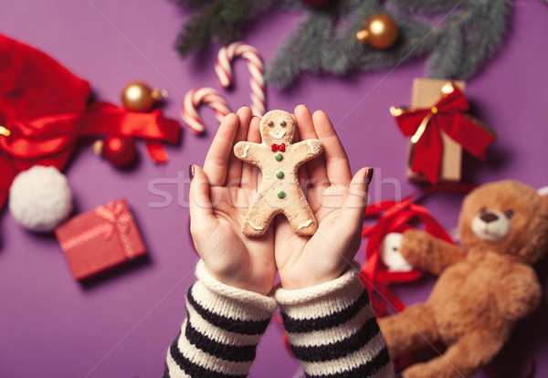 Stok fotoğraf: Eller · gingerbread · man · kurabiye · kadın · Noel