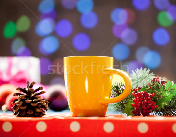 Ceaşcă ceai ramură Crăciun lumini cafea Imagine de stoc © Massonforstock