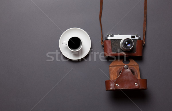 Csésze kávé retro kamera fehér bőr Stock fotó © Massonforstock