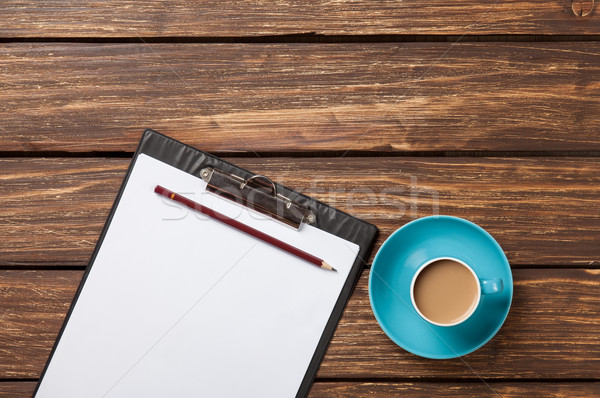 Tasse Kaffee Business Tablet Papier Holztisch Stock foto © Massonforstock