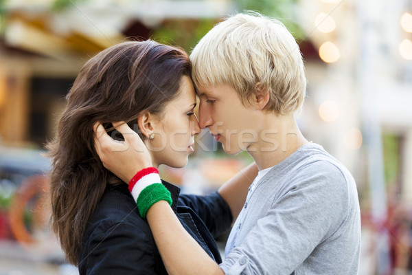 Besar calle amor hombre Pareja Foto stock © Massonforstock