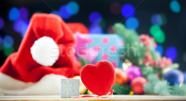 Szkatułce kształt serca zabawki christmas światła tle Zdjęcia stock © Massonforstock