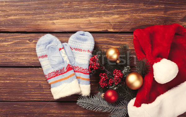 Ujjatlan kesztyűk karácsony ajándékok fából készült fa retro Stock fotó © Massonforstock