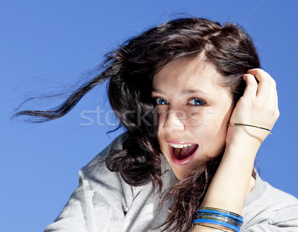 Portret mooie brunette meisje blauwe hemel haren Stockfoto © Massonforstock