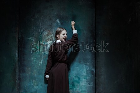 Portrait jeunes souriant fille uniforme scolaire tueur [[stock_photo]] © master1305