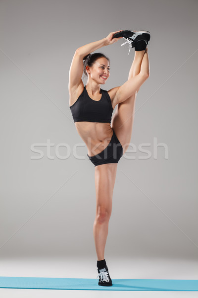 красивой девушки Постоянный акробат создают Сток-фото © master1305