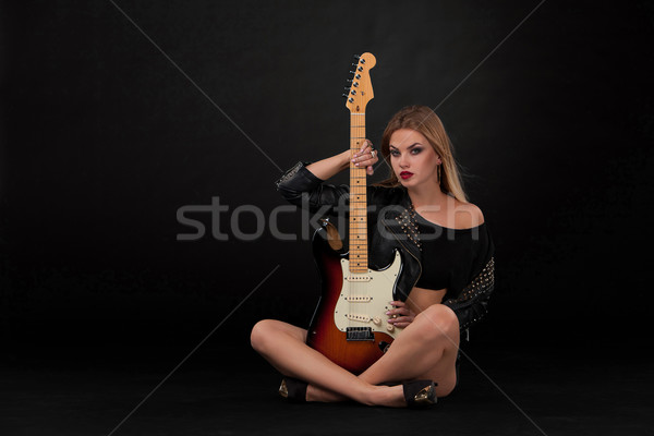 Foto d'archivio: Bella · ragazza · chitarra · bella · ragazza · rock