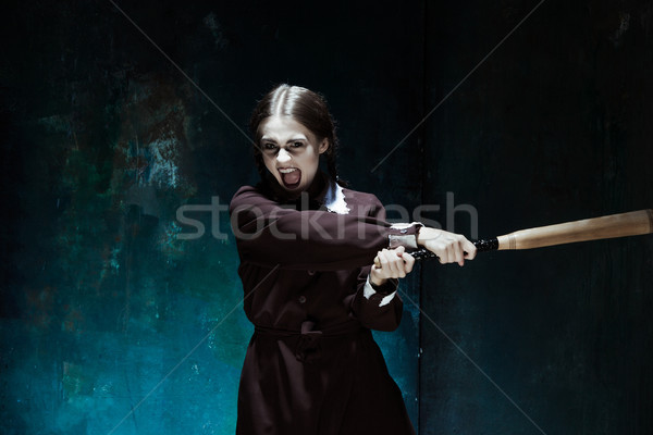 肖像 年輕的女孩 校服 兇手 女子 商業照片 © master1305