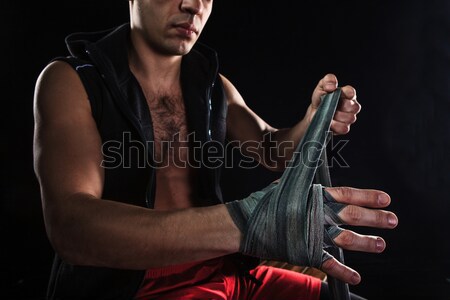 [[stock_photo]]: Mains · musculaire · homme · bandage · formation · kickboxing