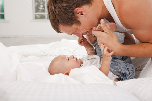 [[stock_photo]]: Jeunes · père · neuf · mois · vieux · fils