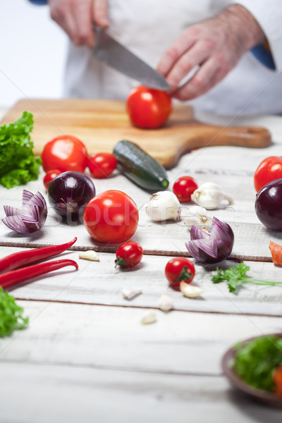 Stockfoto: Chef · Rood · tomaat · keuken · handen