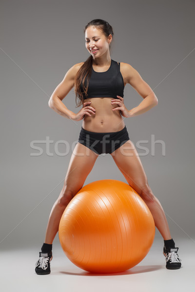 Stockfoto: Jonge · mooie · sport · meisje · gymnasium · grijs