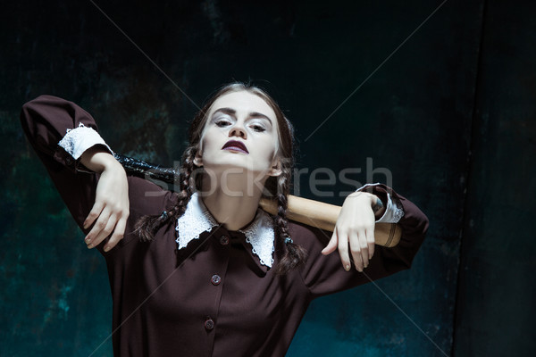 肖像 年輕的女孩 校服 兇手 女子 商業照片 © master1305