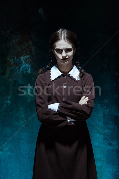 Portrait jeune fille uniforme scolaire tueur femme Photo stock © master1305
