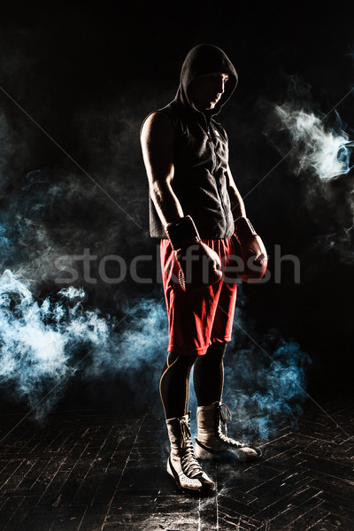 Genç kickboks genç erkek atlet ayakta Stok fotoğraf © master1305