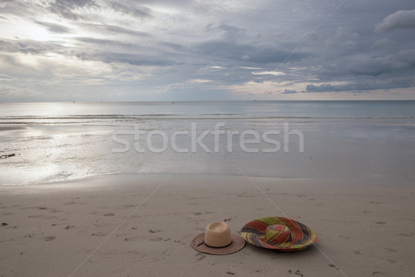 Strand tropisch eiland Blauw water zand wolken Stockfoto © master1305