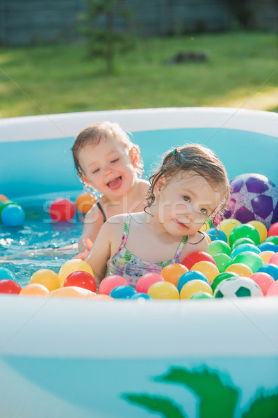 Doua joc jucării gonflabile Imagine de stoc © master1305