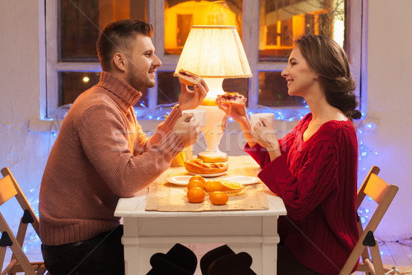 Foto stock: Retrato · romántica · Pareja · día · de · san · valentín · cena · velas