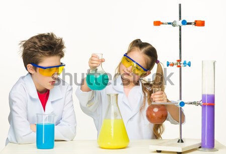 [[stock_photo]]: Deux · cute · enfants · chimie · leçon