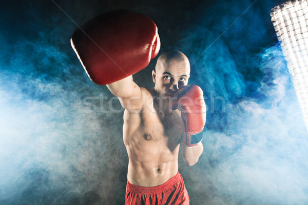 Stock foto: Junger · Mann · Kickboxen · blau · Rauch · jungen · männlich