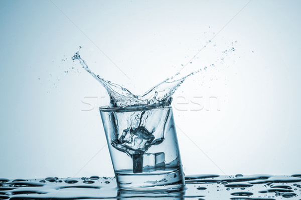 Wasser Glas Ice Cube fallen blau Stock foto © master1305