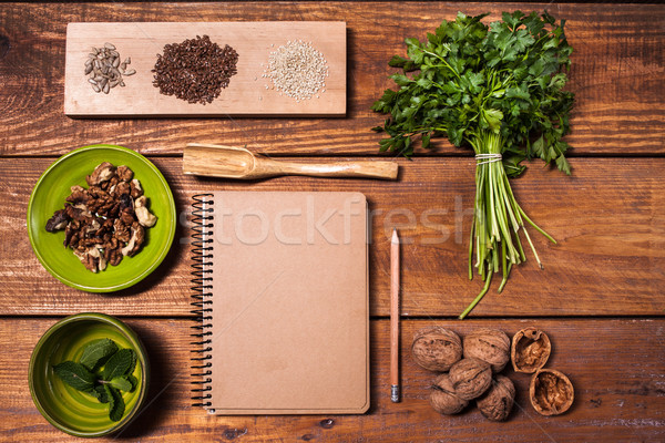 ノートブック レシピ パセリ 種子 木製のテーブル 鉛筆 ストックフォト © master1305