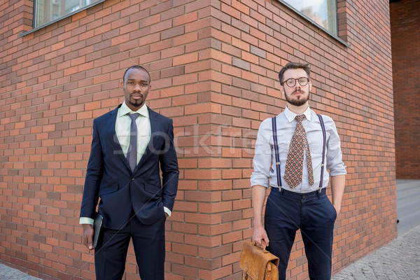 Portré többnemzetiségű üzleti csapat két férfi áll háttér Stock fotó © master1305