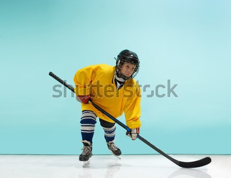 Stockfoto: Amerikaanse · voetballer · poseren · bal · witte · kaukasisch