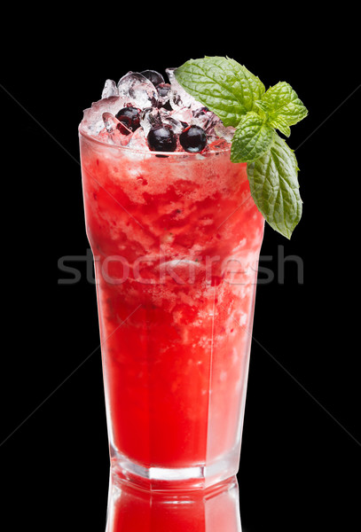 Zomer cocktail geïsoleerd zwarte vruchten Stockfoto © maxsol7