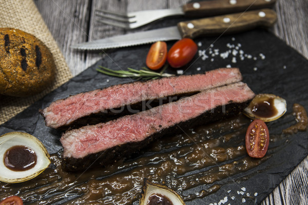Steak márvány marhahús hús zöldségek barbecue szósz Stock fotó © mcherevan